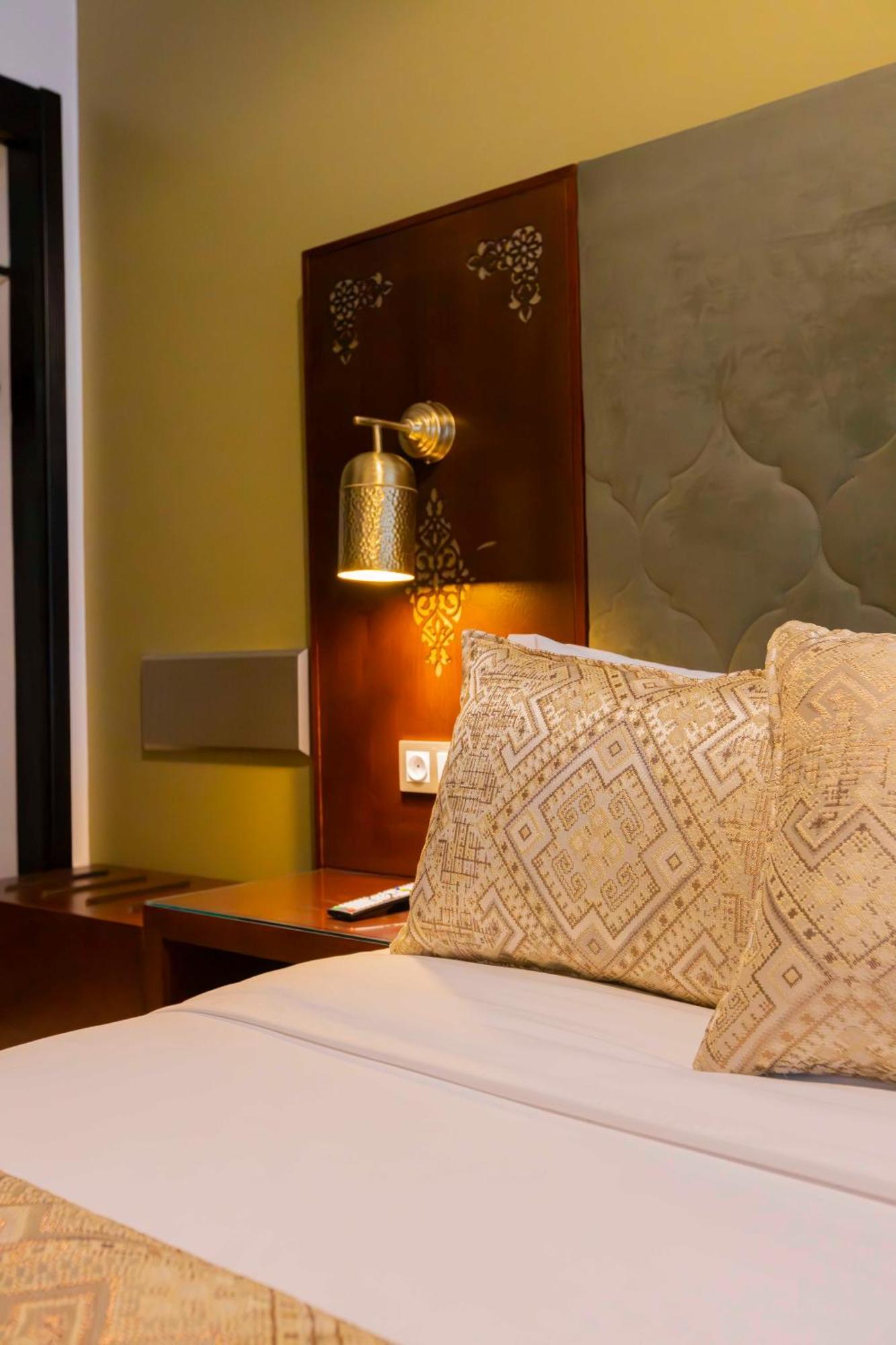 Residence Hoteliere & Resort - Moroccan Floors 丹吉尔 外观 照片