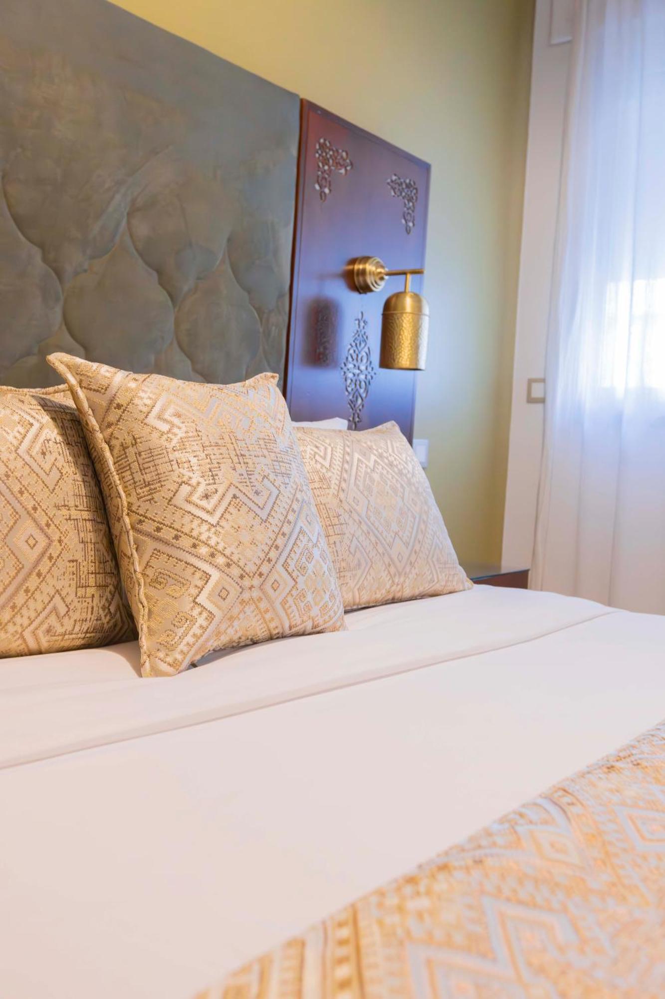 Residence Hoteliere & Resort - Moroccan Floors 丹吉尔 外观 照片