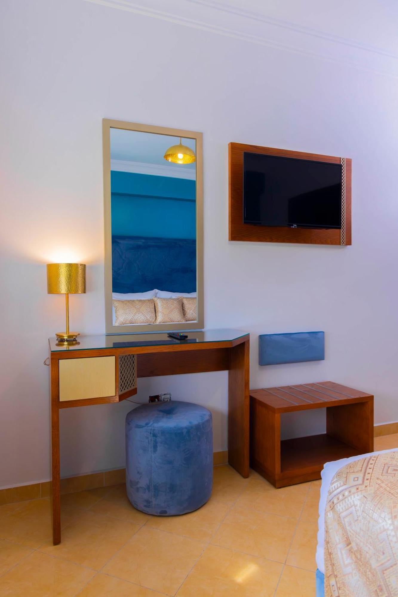 Residence Hoteliere & Resort - Moroccan Floors 丹吉尔 外观 照片